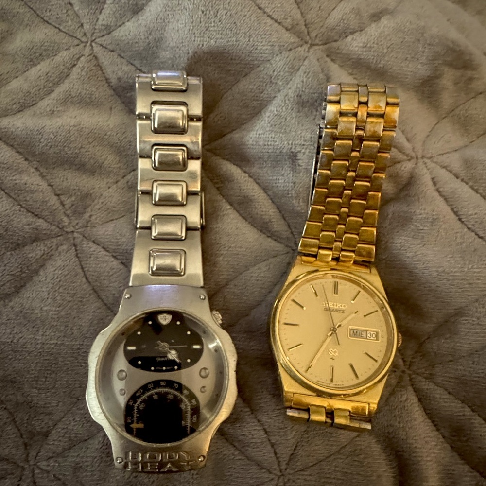 2 men’s vintage watches